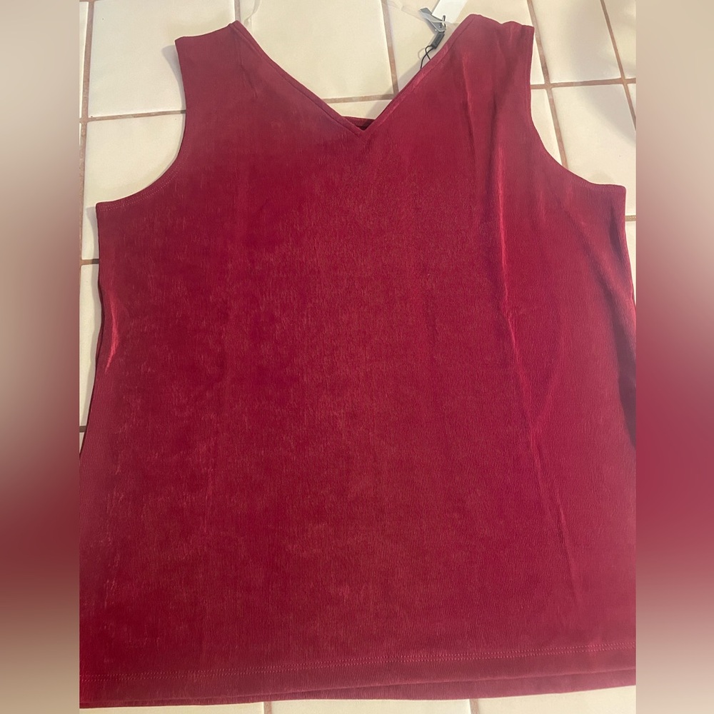 Chicos travelers Vnkscoop Reversible tank Berry compote